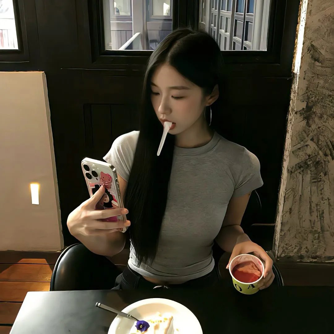 岸边露伴卢浮宫之行